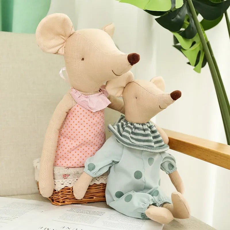 doudou bébé rose avec petite souris verte